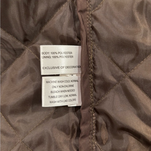 Cutter and Buck Men’s Quilted Car Coat - Picture 5 of 5